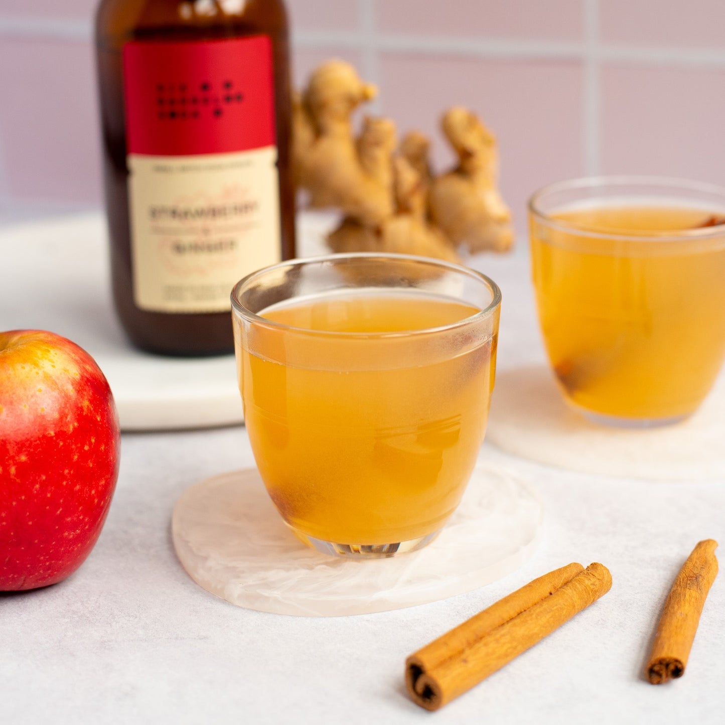 Hot Apple Cider with Strawberry & Ginger