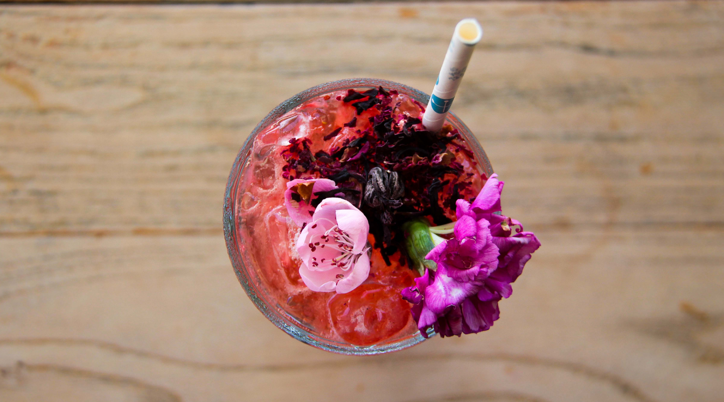 Mocktail recipes and flower garnishes for drinks